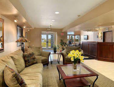 Baymont Inn & Suites By Wyndham Anchorage Airport Buitenkant foto